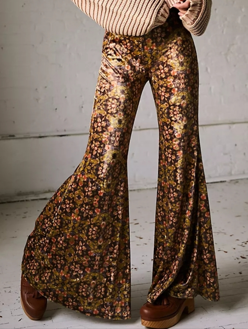 Free People The Valley Printed Flares Velvet Pants Sz XS - Picture 3 of 14